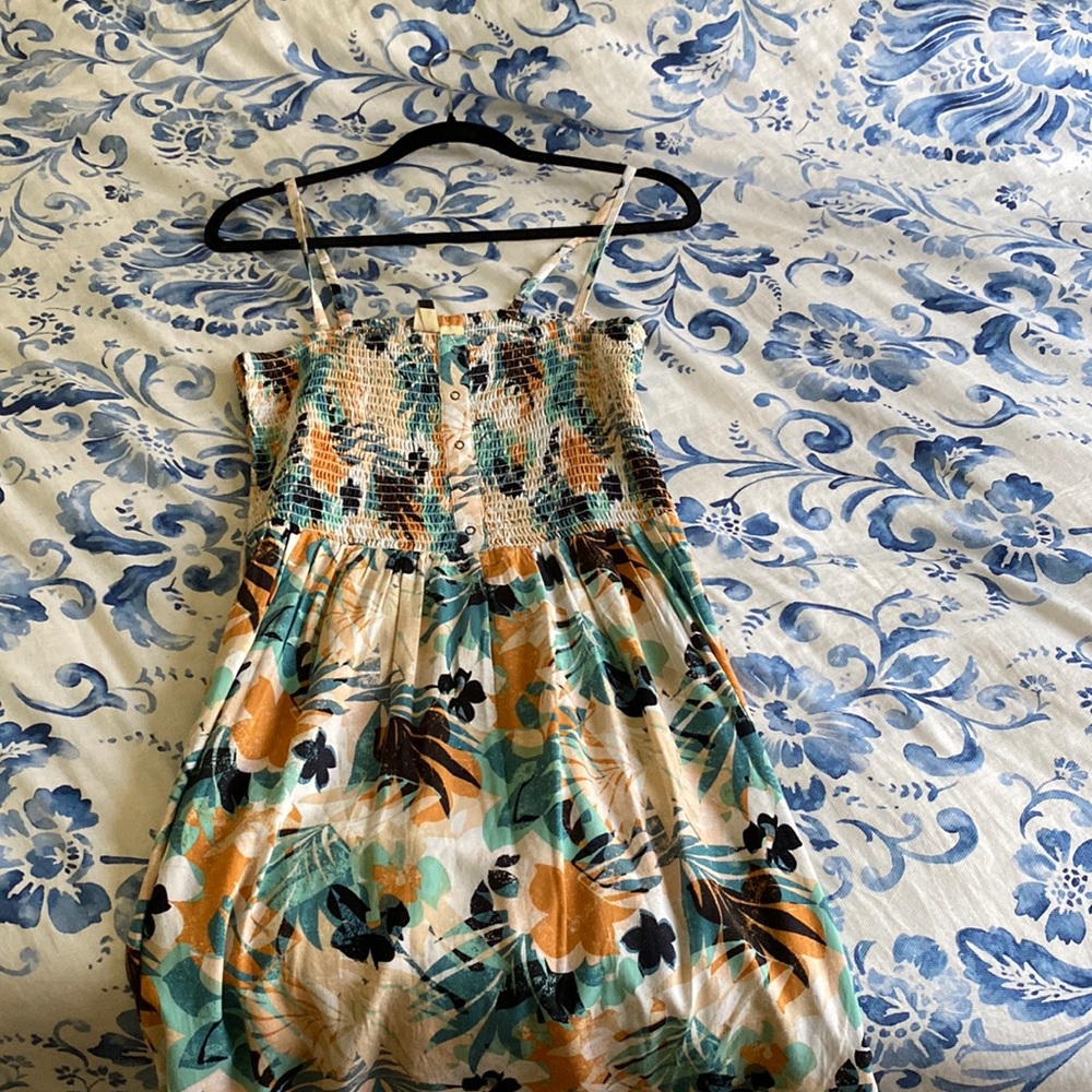 Roxy large dress never worn